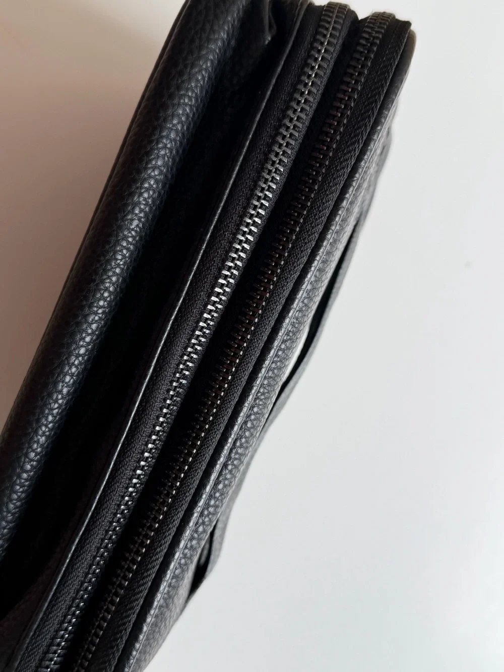 Rad Rev Jetsetter Black Pebbled Leather Makeup Case Travel Organizer